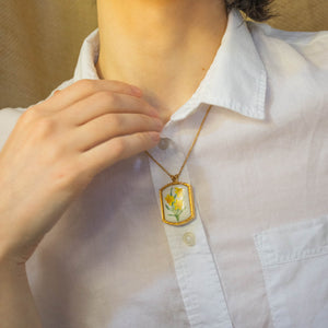 Spring Daffodil Pendant Necklace