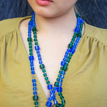 Elegant 1940's Faceted Crystal Necklace